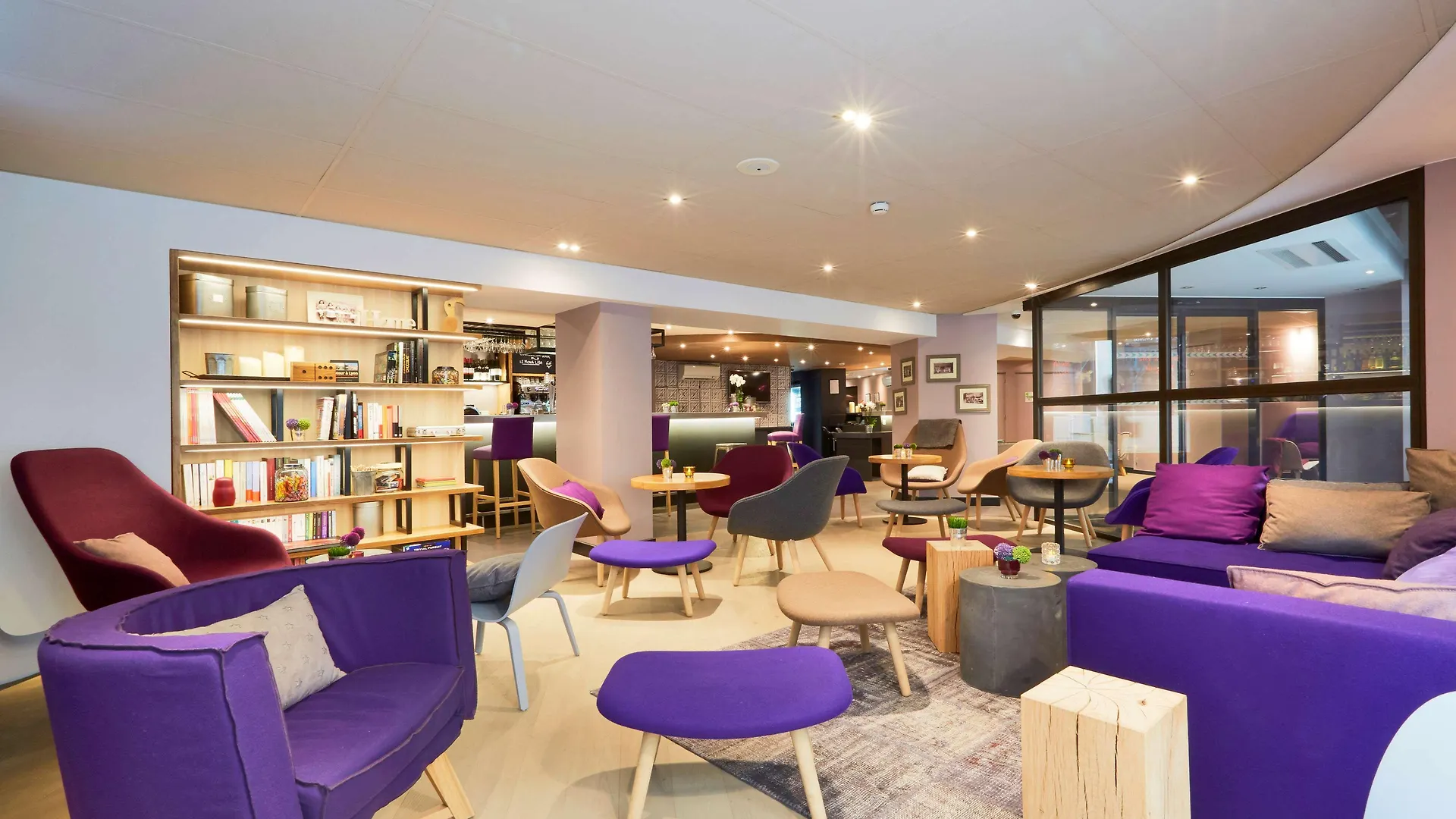 Hotell Campanile Nice Aeroport