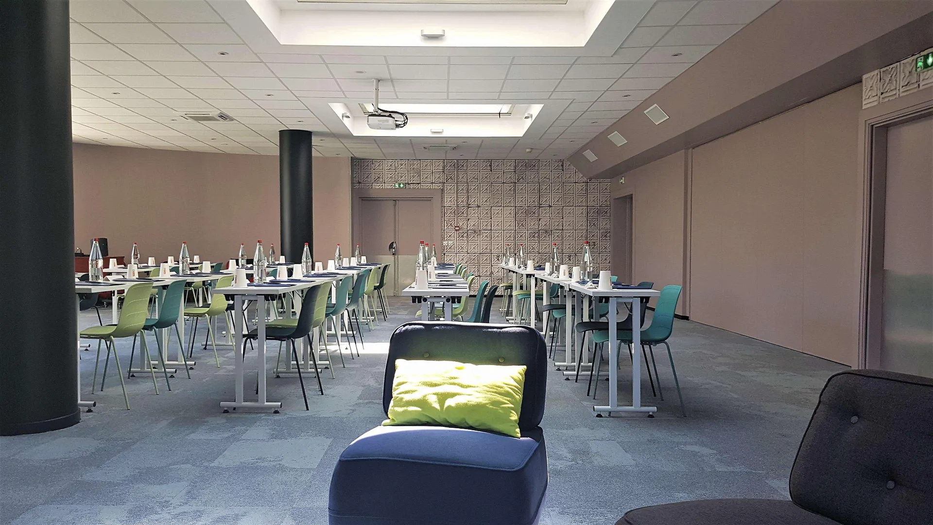 Campanile Nice Aeroport Hotell