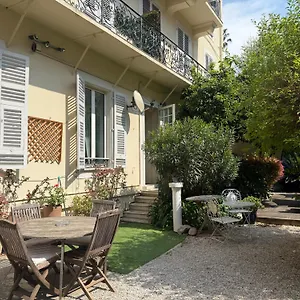 Garden Hotell