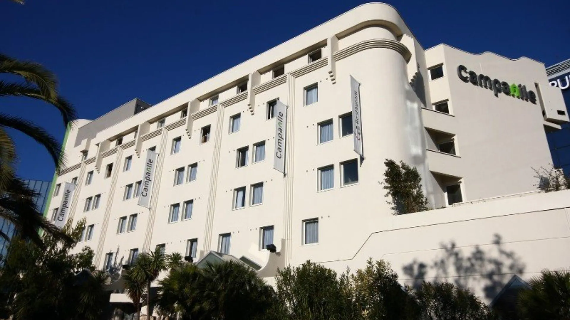 Campanile Nice Aéroport Hotel
