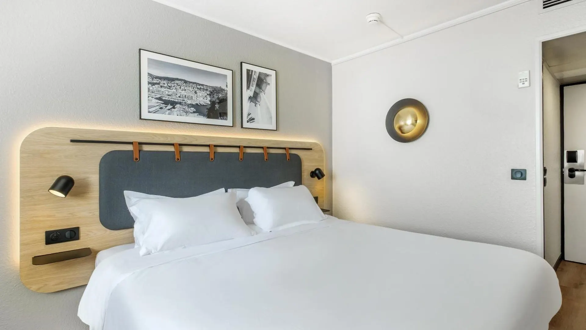 *** Hotel Campanile Nice Aeroport France
